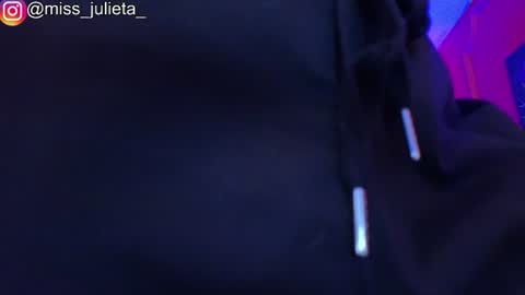 Snapshot of julieta_russell chatting on June 2026 12:15:02 PM Julieta online show from June 2026 12:15:02 PM