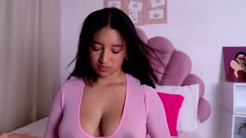 Snapshot of julieta_vegax chatting on June 2026 03:29:02 AM Julieta Vega online show from June 2026 03:29:02 AM