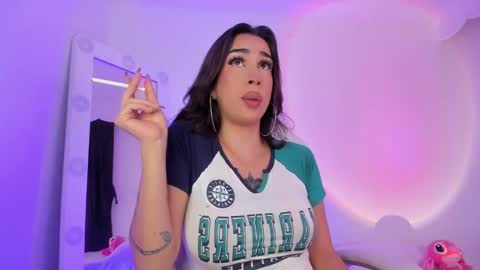 julietabomgv online show from December 2024 02:25:02 AM