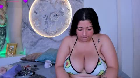 julietakane online show from December 2025 05:02:02 AM