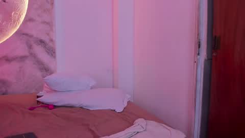 julietakane online show from February 2026 07:51:01 AM