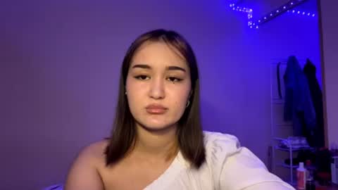 Milena online show from July 2026 07:29:02 PM
