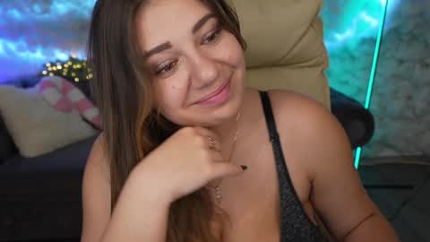 Snapshot of julietdream chatting on December 2024 03:32:02 PM J U L I E T online show from December 2024 03:32:02 PM
