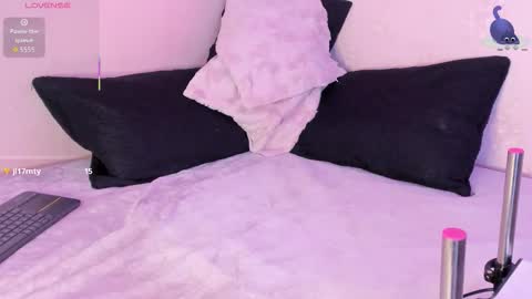 Julieth online show from March 2026 10:04:02 PM