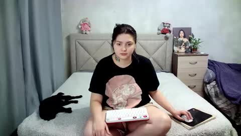 Julietkitty online show from January 2025 04:23:02 AM