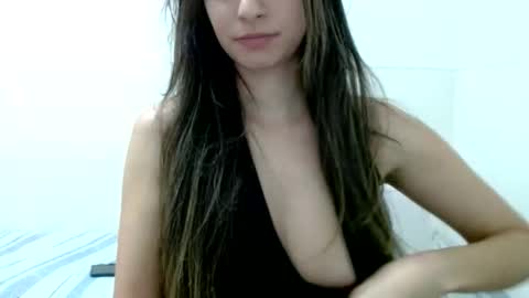 Snapshot of julietolentino_silva chatting on September 2025 01:31:02 AM julietolentino_silva online show from September 2025 01:31:02 AM