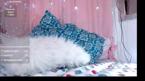 Snapshot of juliette_ponce chatting on January 2025 09:08:02 AM juliette online show from January 2025 09:08:02 AM