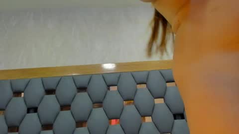 Snapshot of juliette_pretty_ chatting on May 2026 07:11:02 PM juliette_pretty_ online show from May 2026 07:11:02 PM