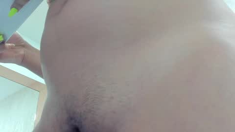 Snapshot of juliette_pretty_ chatting on May 2026 07:52:01 PM juliette_pretty_ online show from May 2026 07:52:01 PM
