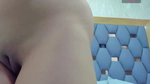 Snapshot of juliette_pretty_ chatting on May 2026 07:11:01 PM juliette_pretty_ online show from May 2026 07:11:01 PM