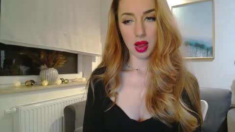 JulietteSensual online show from February 2025 07:04:02 PM
