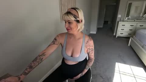 Julie online show from December 2024 05:29:02 PM