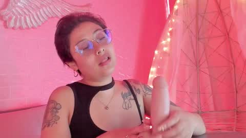 Julieta online show from October 2025 07:58:02 PM