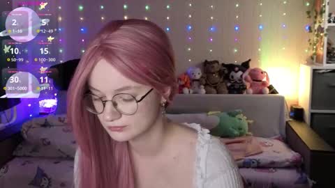 julifisher online show from March 2026 06:30:02 AM