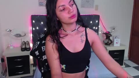 Juliieth Miller online show from December 2024 06:40:01 AM