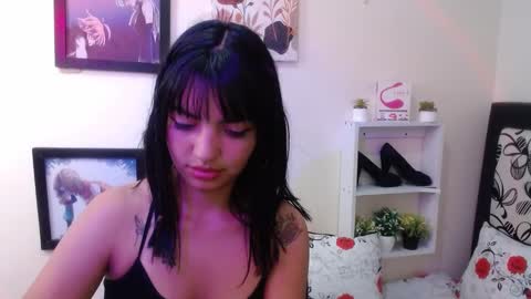 Juliieth Miller online show from March 2025 12:33:02 AM