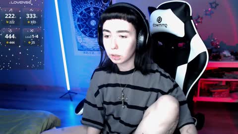 Baroness Von Cringe online show from January 2025 07:39:01 PM