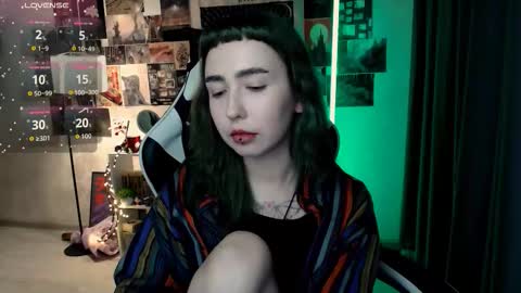 Baroness Von Cringe online show from October 2025 03:58:01 PM