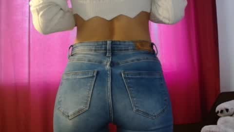 Julyana online show from January 2025 10:40:01 AM