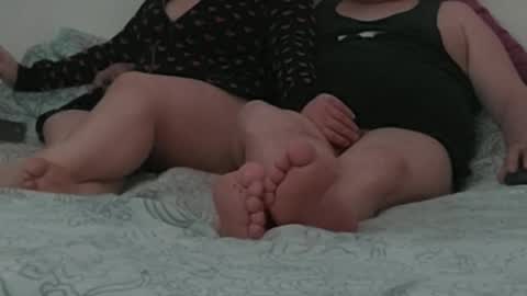 julyunay online show from October 2025 03:56:02 AM