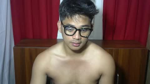 Snapshot of julz_alwayshorny chatting on January 2026 04:43:02 PM call me julz online show from January 2026 04:43:02 PM