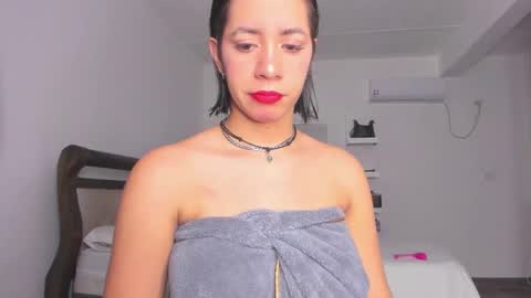 jessica online show from November 2025 05:34:01 AM