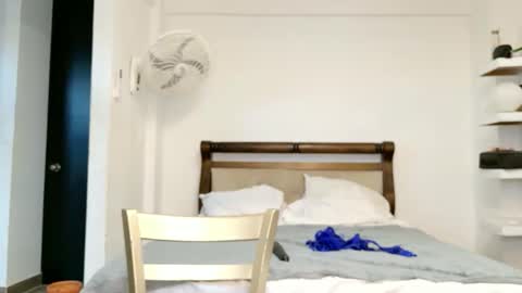 jessica online show from April 2026 07:51:01 PM