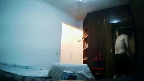 Mia online show from January 2025 07:15:01 PM