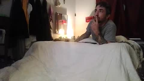 juneswallows online show from November 2025 09:35:01 AM