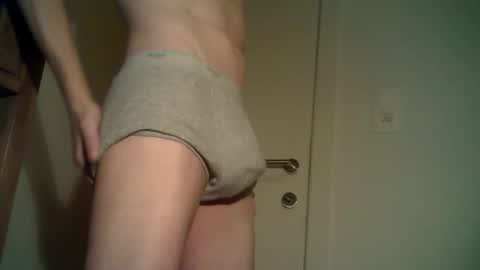 Snapshot of junior25nl chatting on December 2025 06:04:01 PM Junior online show from December 2025 06:04:01 PM