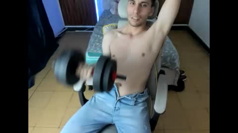 Junior Caicer online show from January 2026 02:06:02 AM