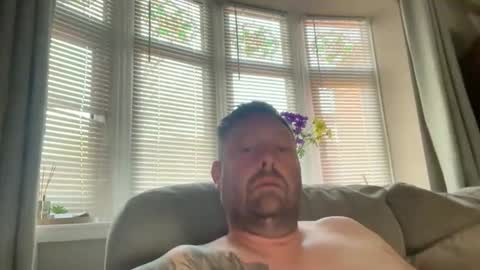 Snapshot of junky345 chatting on April 2026 11:12:01 AM Junky online show from April 2026 11:12:01 AM