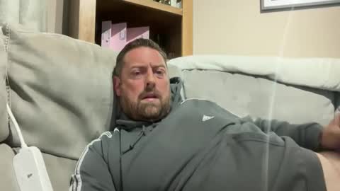 Snapshot of junky345 chatting on April 2026 08:48:02 PM Junky online show from April 2026 08:48:02 PM