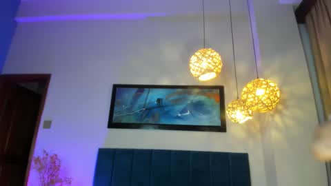 Jupiter Fox online show from November 2025 11:59:02 PM