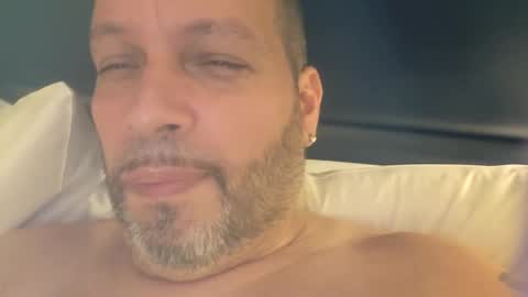 Just2much4uboo1 online show from May 2026 01:01:02 AM