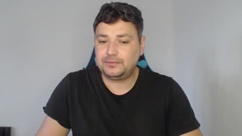 Alex online show from December 2025 11:18:01 AM