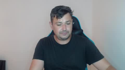 Snapshot of just_a_nice_guy_27 chatting on May 2026 11:17:01 AM Alex online show from May 2026 11:17:01 AM