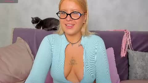 Snapshot of just_alex__ chatting on July 2026 12:23:02 AM Alex Alexandra online show from July 2026 12:23:02 AM