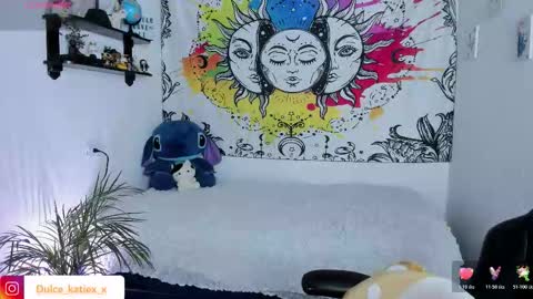 Sofia online show from November 2025 10:32:01 AM