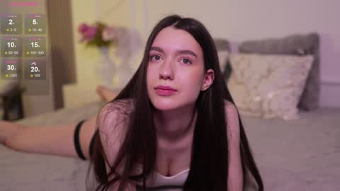 Snapshot of justbarbie_new_ chatting on January 2025 12:02:01 AM Katarina online show from January 2025 12:02:01 AM