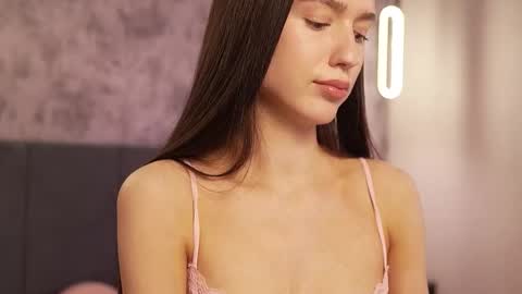 Snapshot of justbarbie_new_ chatting on October 2025 05:44:02 PM Katarina online show from October 2025 05:44:02 PM