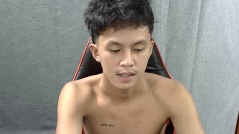 Snapshot of justcallme_james chatting on May 2026 03:35:02 AM James online show from May 2026 03:35:02 AM