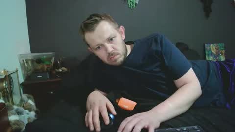 Snapshot of justclickthis chatting on December 2025 01:21:02 AM justclickthis online show from December 2025 01:21:02 AM