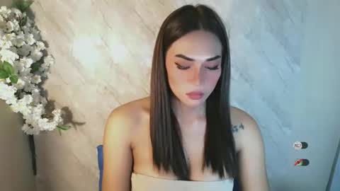 justhewayouare21 online show from April 2026 02:30:01 PM