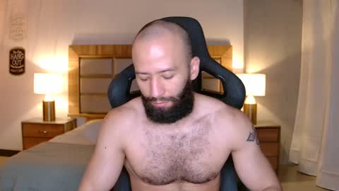 Justin online show from November 2025 12:35:02 AM