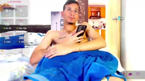 JUSTIN online show from April 2026 07:39:01 PM