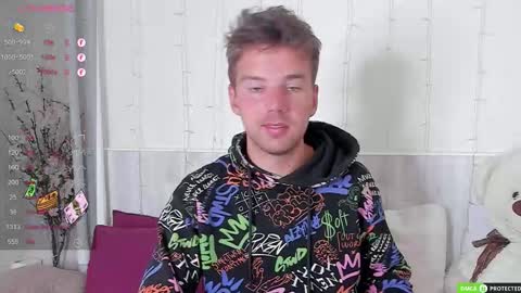 Arthur online show from December 2025 08:19:02 AM