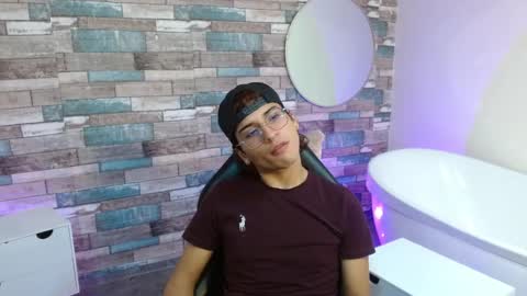  justin  online show from March 2026 03:11:01 AM