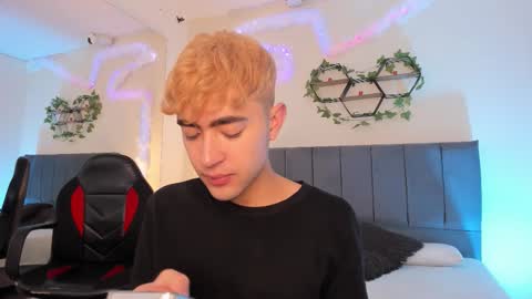 Justin online show from October 2025 11:22:01 AM