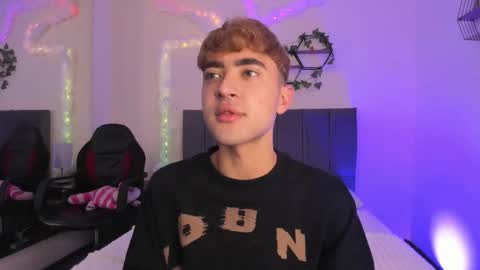 Justin online show from November 2025 11:21:02 AM